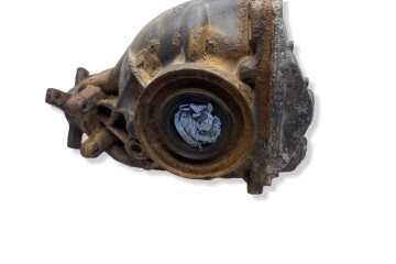 Rear reducer MERCEDES BENZ CLS C219 A2193505514 5 5L gasoline 2006 Catalog number of the part A2193505514