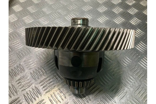 Front reducer VOLVO P5501676331 2 0L hybrid 120kW 2022 Car type passenger cars