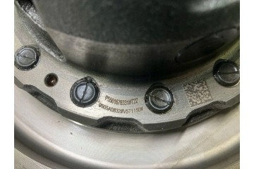 Reductor delantero VOLVO P5501676331 2.0L híbrido 120kW 2022