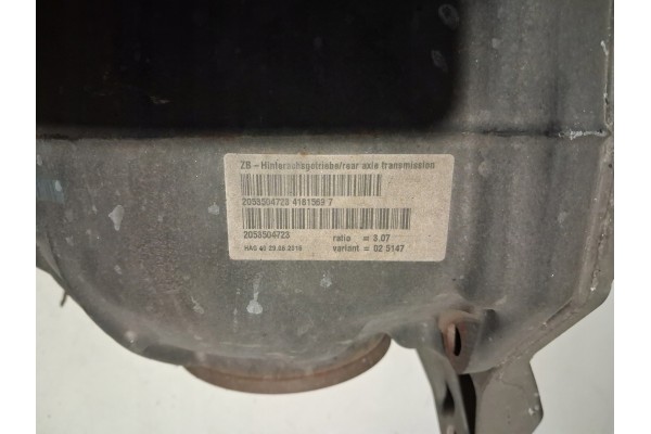 Puente trasero para Mercedes C W205 2013-2021 sedán A2053504723