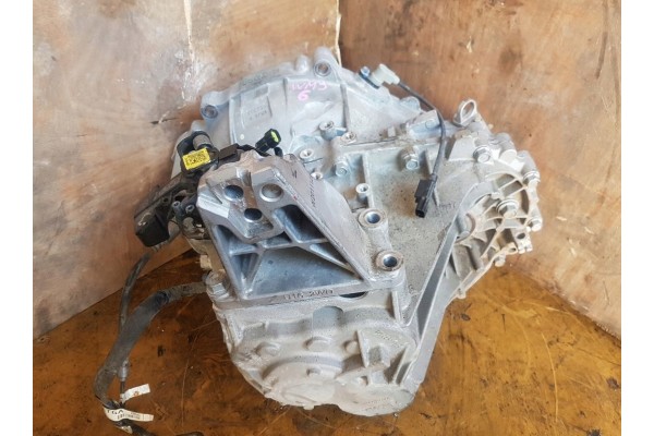 SKRZYNIA KOMPLETNA HYUNDAI TUCSON WMJ6