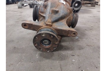 DIFFERENTIAL DIFFUSER HOWLS DAMAGED BMW E91 318i 3 38 Engine type gasoline