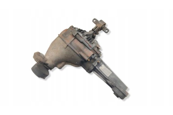 Front reducer JEEP COMMANDER XK XH P52111937AD 2 99L diesel 160kW Part manufacturer Jeep OE