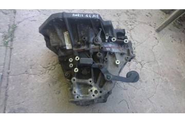 Skrzynia biegow toyota auris 1 4 d4d 6 biegow 10r Transmission type manual