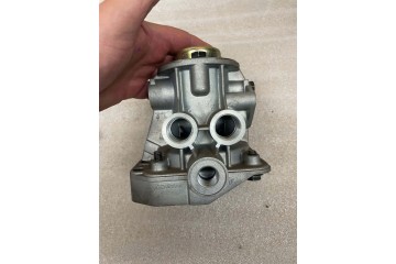 WABCO QUICK RELEASE VALVE 9710023010 RENAULT DAF MAN Quality of parts according to GVO Q original with factory logo OEM OES