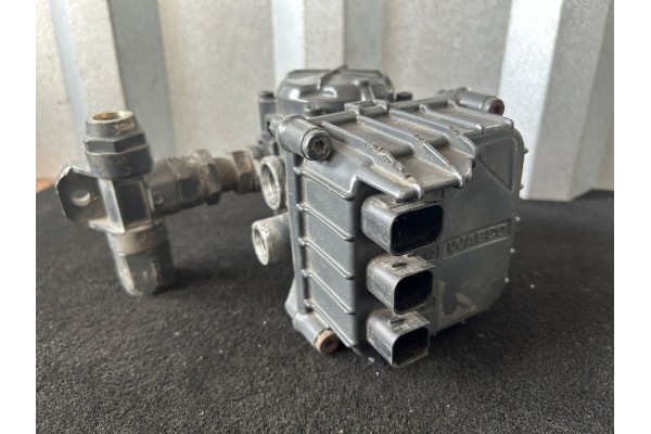 MODULATOR EBS FRONT AXLE ACTROS MP4 WABCO 4801065110