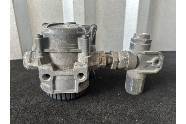 MODULATOR EBS FRONT AXLE ACTROS MP4 WABCO 4801065110 Quality of parts according to GVO O original with manufacturer s logo OE