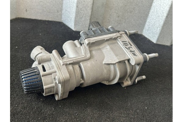 BRAKE VALVE MERCEDES ACTROS MP5 A0044314706 WABCO 4800030700 Car type trucks