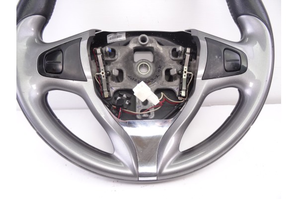 484003527R VOLANTE RENAULT CLIO IV Dynamique 2014 484003527R 208478 RENAULT - 2