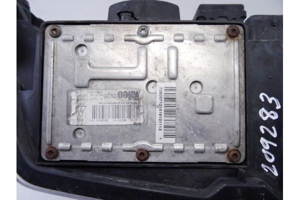 8200163323  FARO IZQUIERDO RENAULT LAGUNA II GRANDTOUR (KG0) Dynamique 2004 8200163323 209283 RENAULT - 2