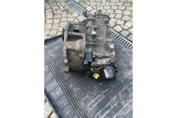 SKRZYNIA BIEGOW AUTOMATYCZNA AUDI VW SEAT DSG 1 6 TDI RER 0CG301103B Transmission type automatic
