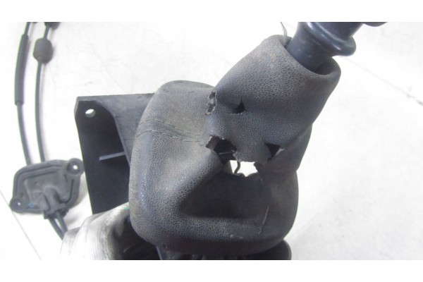 Separador para Renault Master III Movano III de Automático a Manual 2
