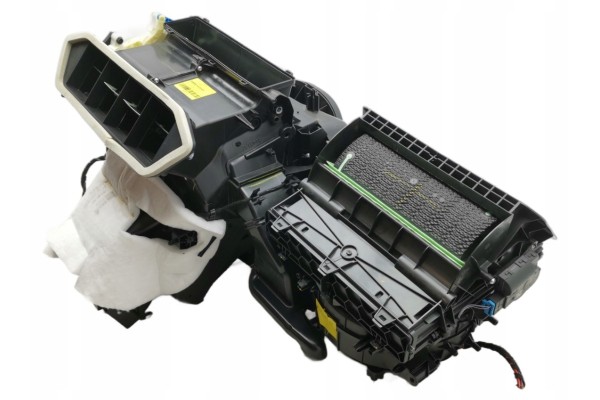 Heater blower fan Seat Leon IV 5WB816006F New Original Catalog number of the part 5WB816006F
