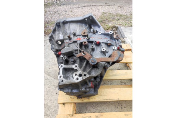 TOYOTA Avensis T27 skrzynia biegow 1 8 benzyna vvt i Verso 6 biegow Transmission type manual