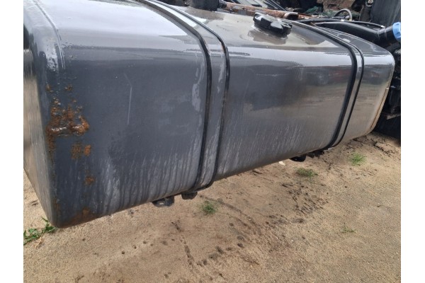 FUEL TANK MOUNTING VOLVO FL 130x59x43 310 LITERS 20823473 Car type trucks cargo vans