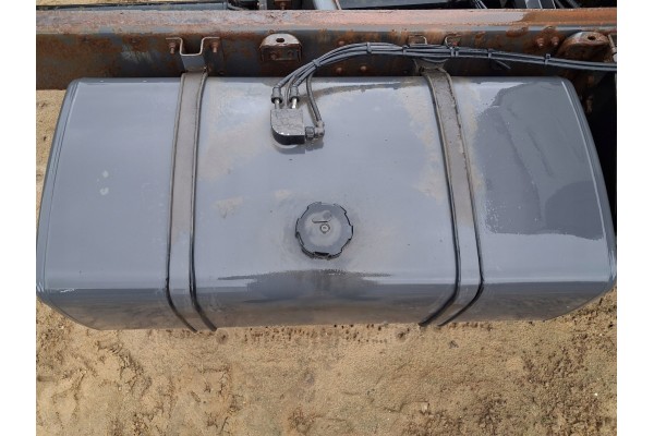 Soportes de Depósito de Combustible Volvo FL 130x59x43 310 Litros 208