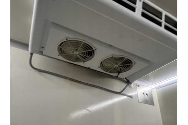 CHILLER HWASUNG THERMO HT 100RT 2 12V Car type cargo vans RVs passenger cars