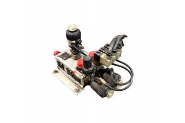 22253130 VOLVO Water Heater Coolant Valve Catalog number of the original 22253130 22359430 21903154