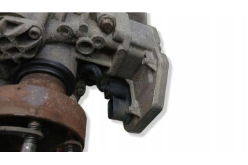 Reductor trasero VOLVO XC90 I P1216544 2.4L diésel 147kW 2011