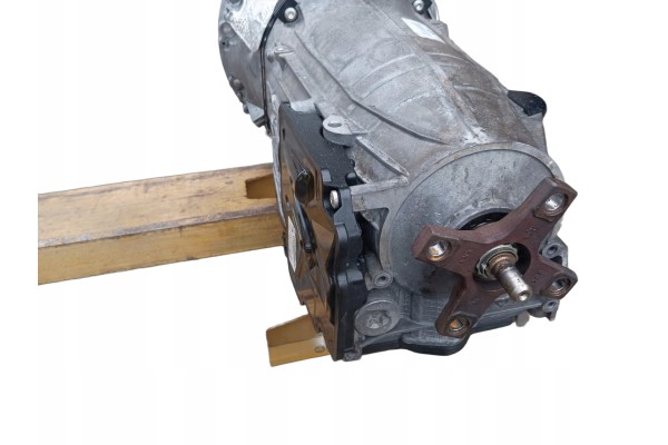 AUTOMATIC TRANSMISSION MERCEDES E CLASS W212 350 3 0 CDI R2212710701 3012374 Part manufacturer Mercedes Benz OE