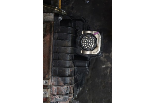 Transmisión Jeep Cherokee KL 2.2 Multijet II 16V 4x4 P68398321BA 948T