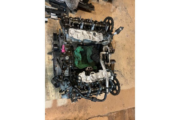 SILNIK VW TOUAREG AUDI Q7 CJG CJM CRC CVV CLZ CVW 059103011GT Part manufacturer Audi OE