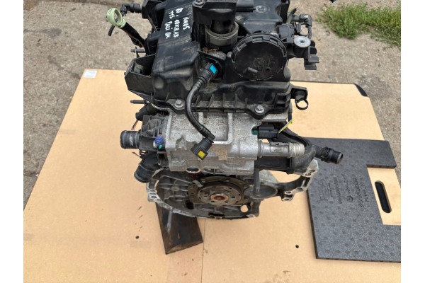 Motor PEUGEOT 208 II HM05 10KRAB 1.2 VTI