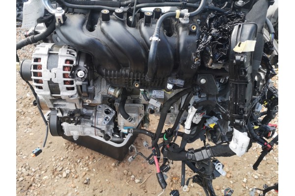 renault MEGANE IV TALISMAN 1 6 TCE SILNIK M5MB450 KOMPLETNY Engine type petrol