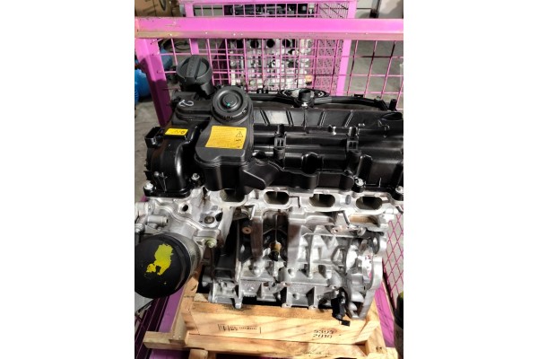 Motor BMW N20 N20B20A N20B20B F10 F30 F15 con distribución nueva