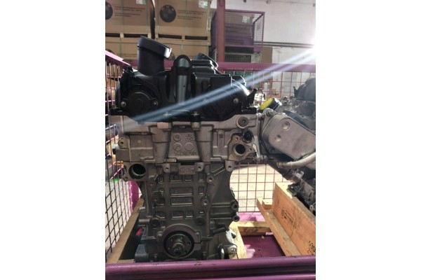 Motor BMW N20 N20B20A N20B20B F10 F30 F15 con distribución nueva