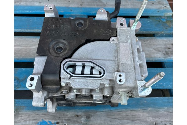 Mazda MX 30 Electric motor mh01 30410 Catalog number of the part Brylant200 MX 30 mh01 30410