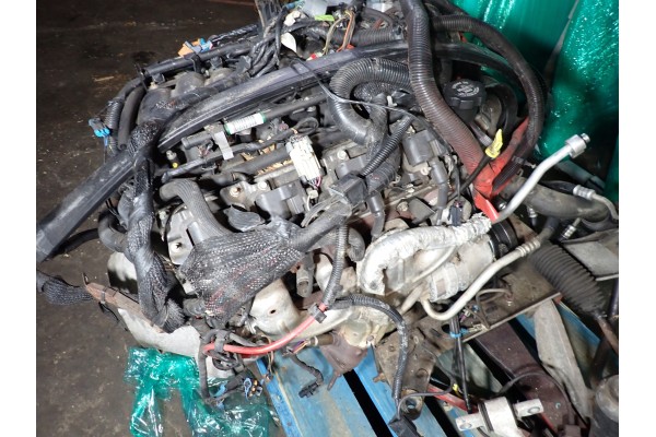 Engine Naked LS1 5 7 Chevrolet Corvette C5 2001 Part manufacturer Chevrolet OE