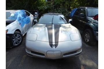 Engine Naked LS1 5 7 Chevrolet Corvette C5 2001 Engine type petrol