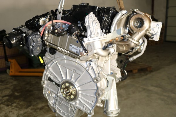NOWY Silnik BMW B37 B37C15A F40 F54 F55 F60 NEW