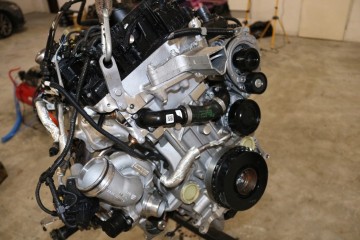 Silnik BMW TEST B48 B48A20E M135IX F40 F39 M35iX Engine type petrol