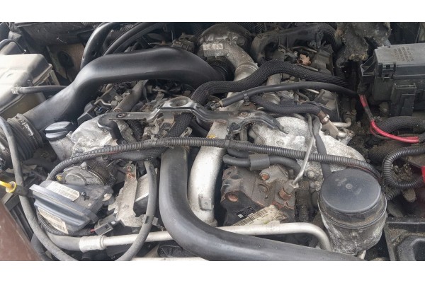 SILNIK KOMPLETNY JEEP CHEROKEE 3 0 CRD 642980 OM642 ZAMONTOWANY W AUCIE Part manufacturer Jeep OE