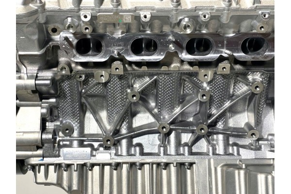 Motor BMW N63 N63B44A E70 E71 F10 F01 N63M10A ALPINA Nuevo