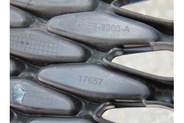 F1EB-8200-A REJILLA PARAGOLPES DELANTERO FORD FOCUS BERLINA (CB8) ST F1EB-8200-A 181882 FORD - 1