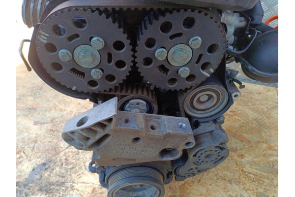 Motor diésel AUDI A3 8P 2.0 TDI AZV