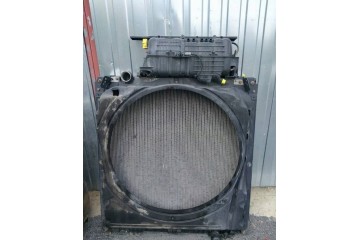MAN TGX EURO 6 CHODNICA WODY KOMPLET 81061006854