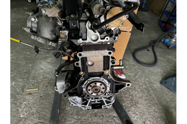 Motor Mazda 2.2 R2AA Dañado