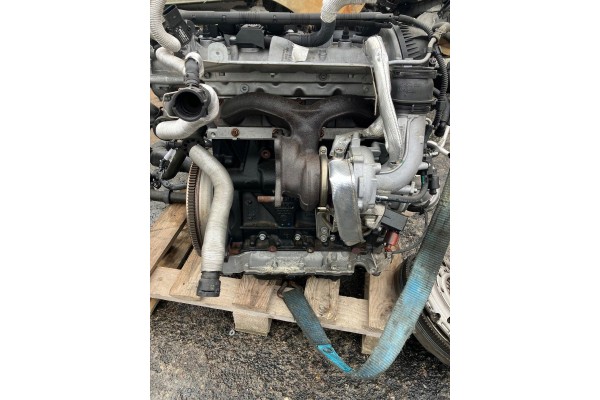 Silnik kompletny Audi 2 0 TFSI Quattro Q3 VW 14r CCZ KOMPLETNY ORYGINA Engine type petrol