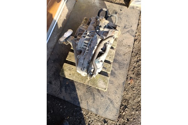 GEARBOX VW T5 2 5 TDI AUTOMATIC KFF 152 thousand mileage Part manufacturer Volkswagen OE