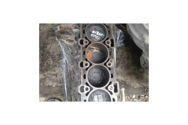 OPEL ASTRA ZAFIRA VECTRA 1 8 16V engine bottom block shaft pistons Z18XER