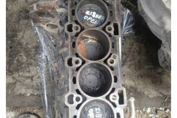 OPEL ASTRA ZAFIRA VECTRA 1 8 16V engine bottom block shaft pistons Z18XER