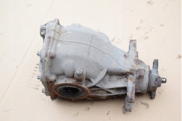 MERCEDES W211 3 2 V6 4MATIC 4x4 DIFFERENTIAL 3 67 Part manufacturer Mercedes Benz OE