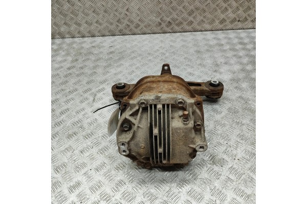 REAR REDUCER LEXUS IS III _E3_ 4111053300 35977809 2 5L 133kw 2015