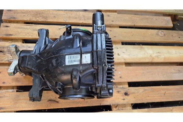 bridge insert rear diffraction AMG mercedes c class w205 2059060302 2083512100 Catalog number of the part a2059060302