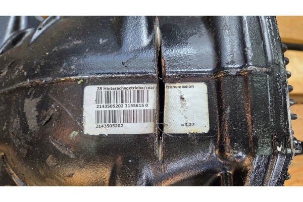 bridge insert rear diffraction AMG mercedes c class w205 2059060302 2083512100 Car type passenger cars