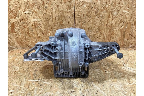 Rear differential Porsche Macan 95B 95b525015m Catalog number of the part 95B525015M